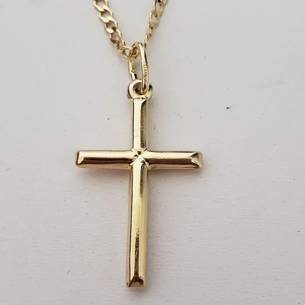 Unbranded yellow gold